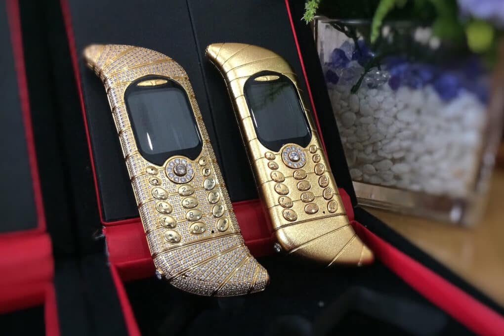 Swiss luxury phone