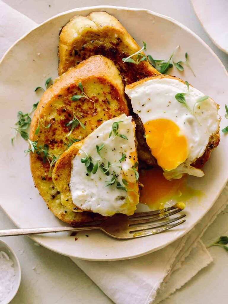 French toast with egg toppings