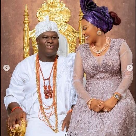 Ooni and his beautiful bride to be Queen Opeoluwa Elizabeth Akinmuda| Battabox.com