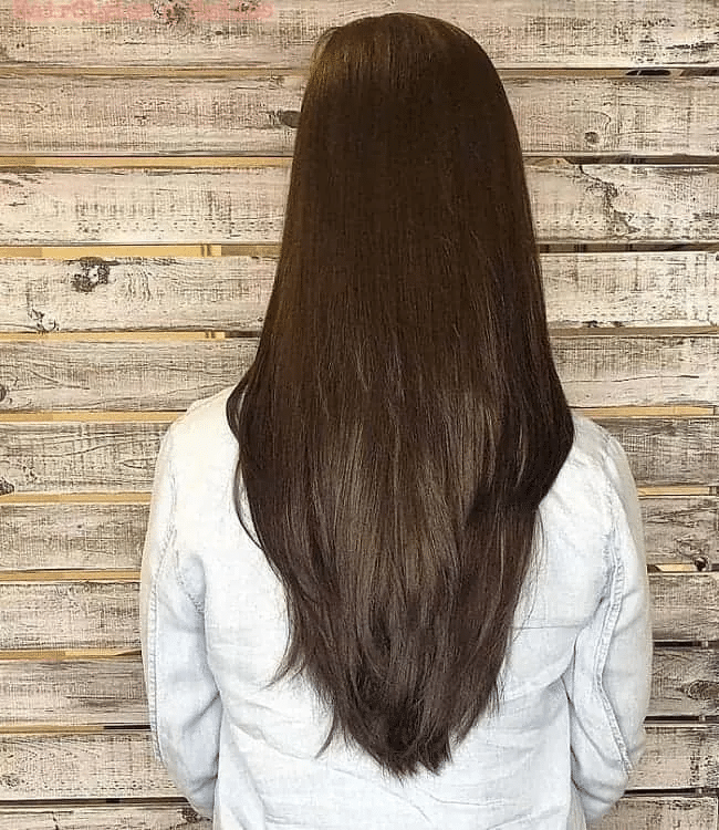 v-shaped long layered haircuts