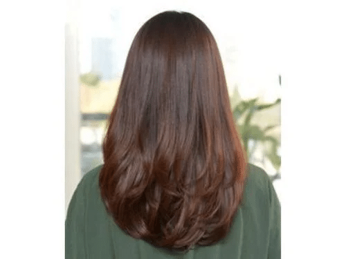U-shaped long layered haircut