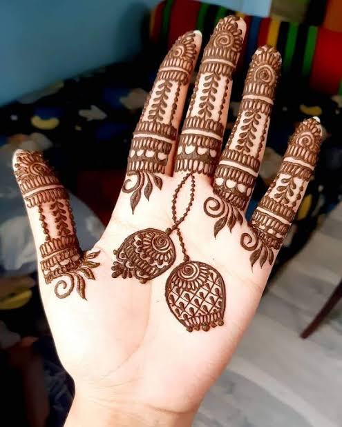 Mehndi Designs For Kids Front Hand