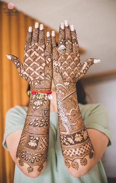 31 Engagement Mehndi Designs For Bride - 2023 | Fabbon