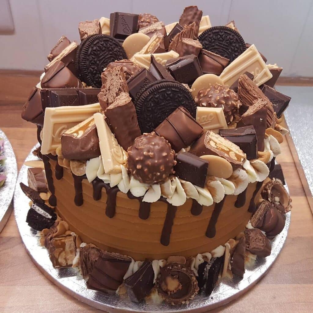 Super load chocolate cake design