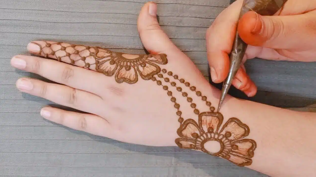15 Best Engagement Mehndi Designs with Images | Styles At Life