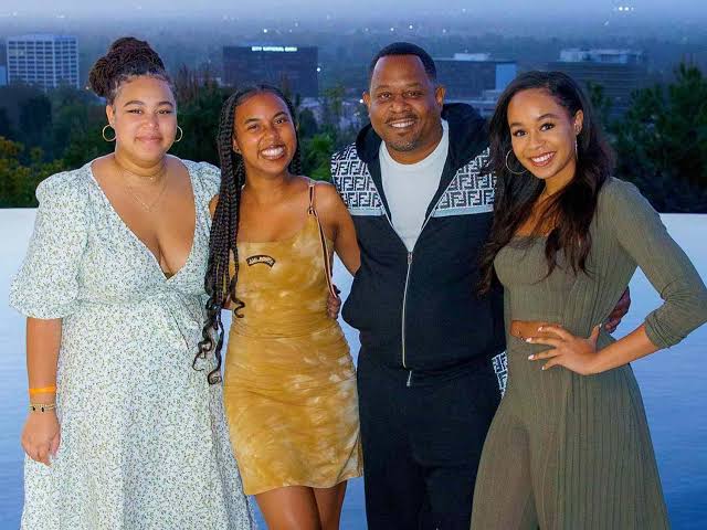 Shamicka Gibbs and her grown up daughters 