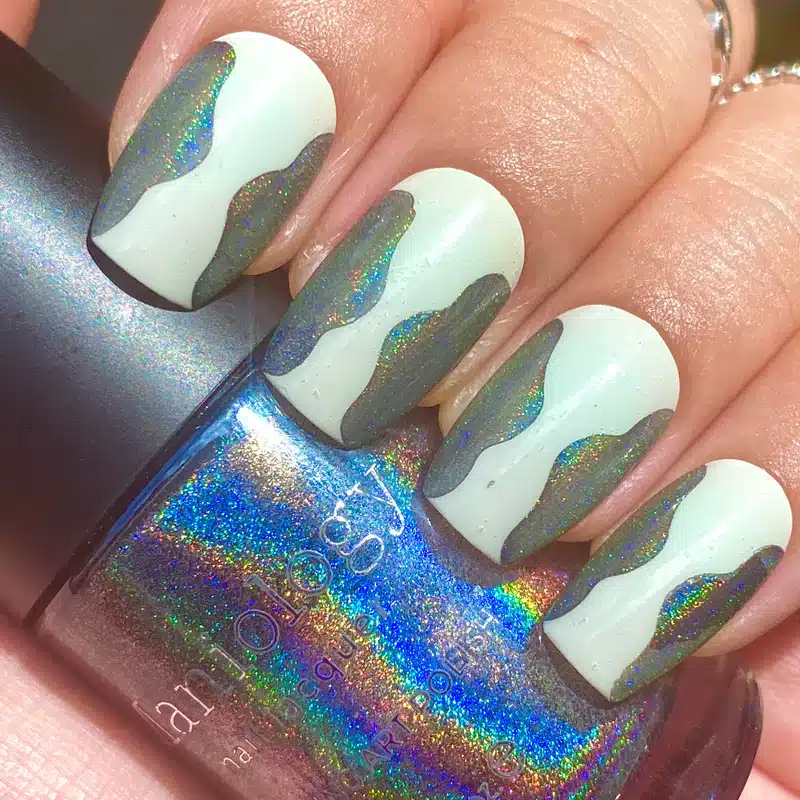 Holographic Waves