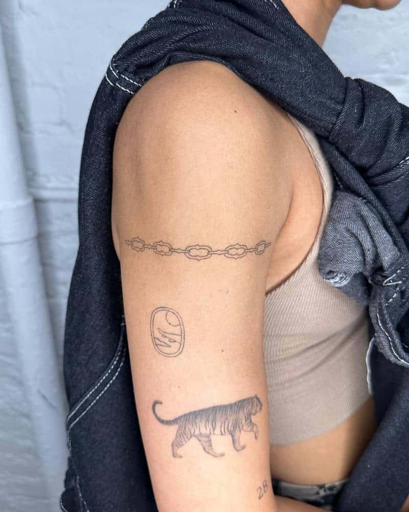 Hanging Chain Tattoo Designs