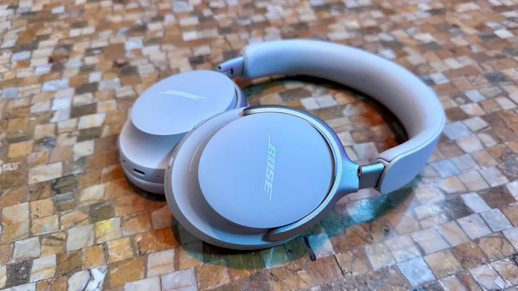Bose QuirtComfort Ultra Headphones
