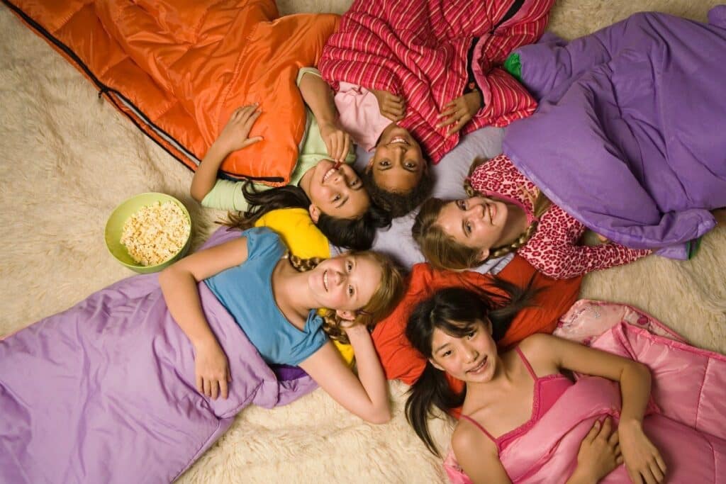 45 Things To Do At A Sleepover - battabox.com