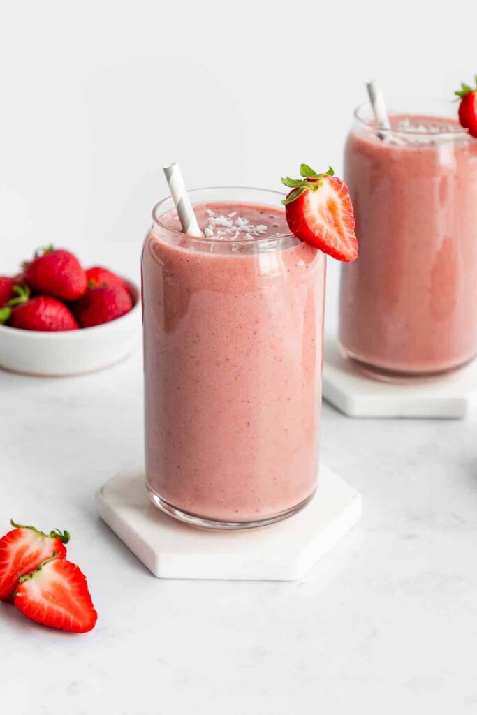 Strawberry banana smoothie
