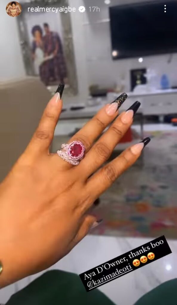 Mercy Aigbe Flaunts a Sparking New Wedding Ring from Her Husband, Kazim Adeoti| Battabox.com
