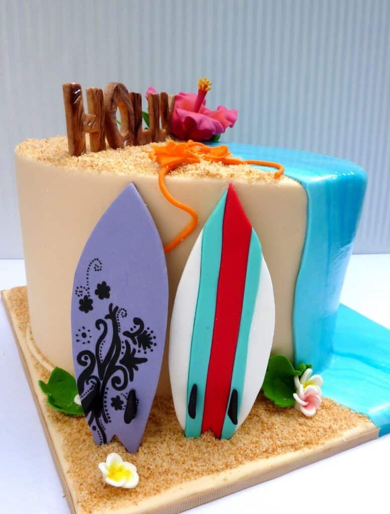 Surf board cake design
