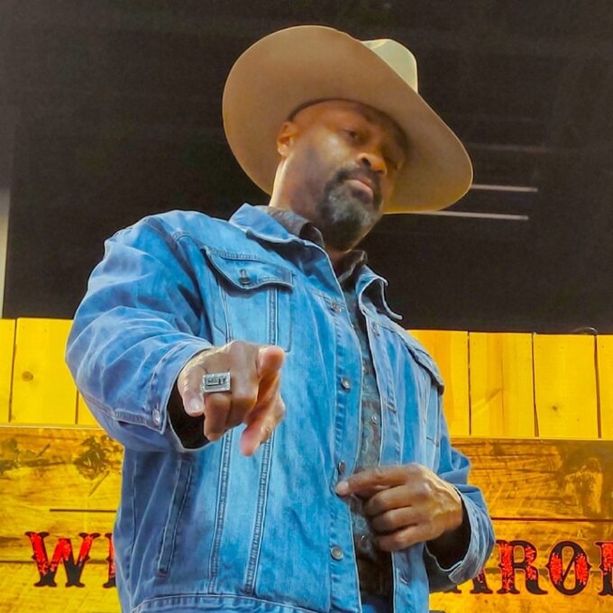 black country singers: Cowboy Troy