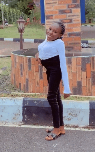 Small sized Nigerian lady brags as she shows off beauty