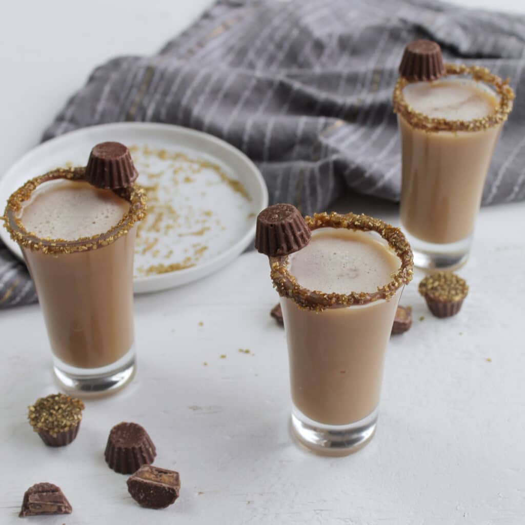 Chocolate and Peanut Butter Whiskey Cocktail