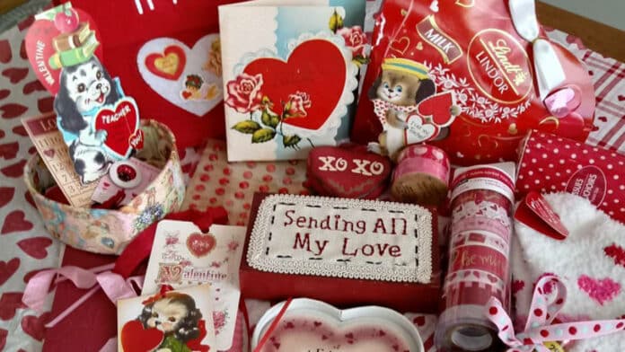25 Valentine’s Day Gifts for Your Nigerian Mom